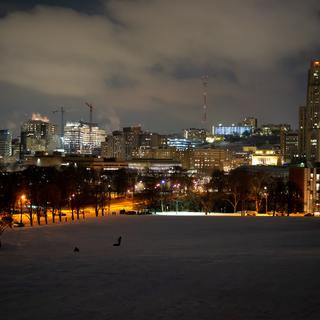 A snowy evening on Flagstaff Hill.